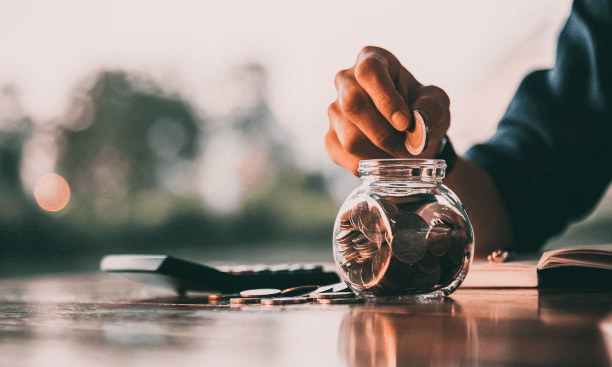 Kısıtlı Bütçeyle Birikim Yapmak: Küçük Tasarruflarla Büyük Kazanç Kısıtlı Bütçeyle Birikim Yapmak: Küçük Tasarruflarla Büyük Kazanç